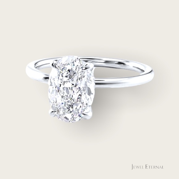 2.5ct Oval Crushed Ice Moissanite Ring - Picture 5 of 13